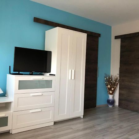 Happy Bunnies Apartman I - Gunarasfurdo Домбоввар Екстер'єр фото