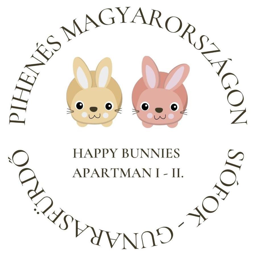 Happy Bunnies Apartman I - Gunarasfurdo Домбоввар Екстер'єр фото